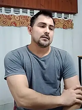 Bradd 32 online show from 06/24/26, 02:43