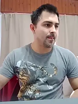 Bradd 32 online show from 07/06/26, 04:53