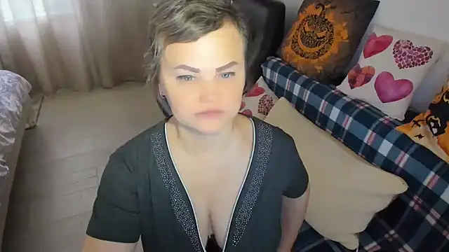 MildMature online show from 12/05/25, 07:50