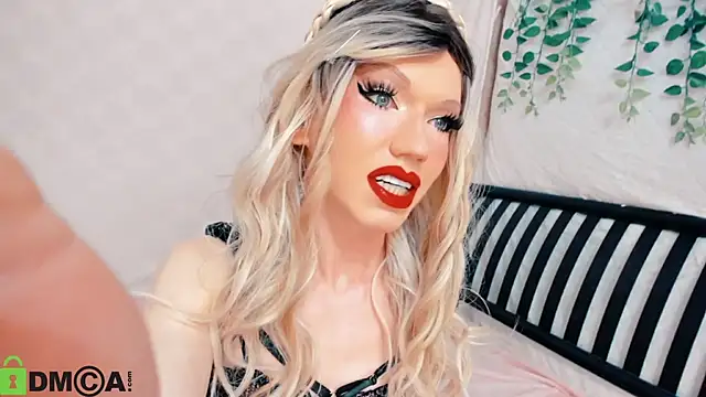 Snapshot of Mia_Miss_Sensual chatting on 07/02/26, 10:16 Mia Miss Sensual online show from 07/02/26, 10:16