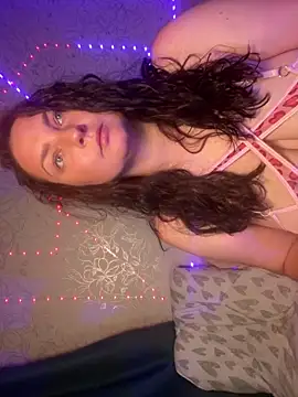Unknown model online show from 09/10/25, 07:58