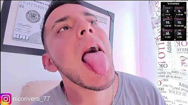 Snapshot of nico_rivera chatting on 11/26/25, 01:45 nico rivera online show from 11/26/25, 01:45