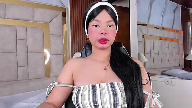 PamelaCullen online show from 12/01/25, 02:22