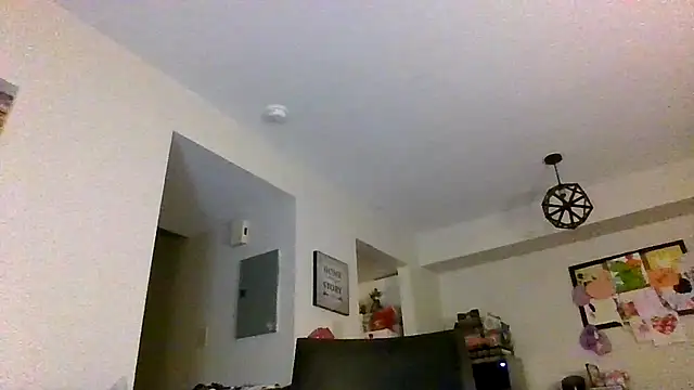 Snapshot of thedevinemama chatting on 03/16/26, 01:22 thedevinemama online show from 03/16/26, 01:22