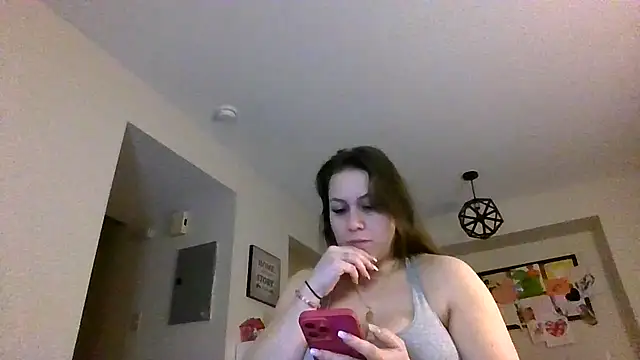 Snapshot of thedevinemama chatting on 03/21/26, 01:32 thedevinemama online show from 03/21/26, 01:32