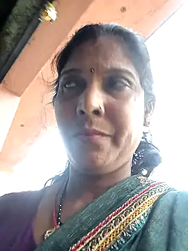 Snapshot of Savita992 chatting on 11/04/25, 09:08 Savita992 online show from 11/04/25, 09:08