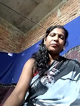 Snapshot of Savita992 chatting on 11/05/25, 09:53 Savita992 online show from 11/05/25, 09:53