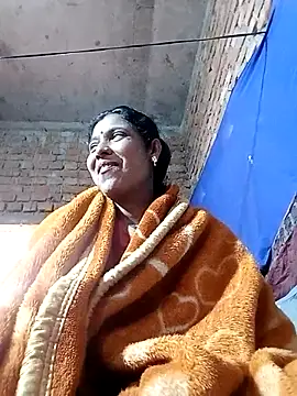 Snapshot of Savita992 chatting on 01/06/26, 03:10 Savita992 online show from 01/06/26, 03:10