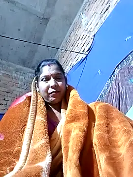 Snapshot of Savita992 chatting on 01/06/26, 05:38 Savita992 online show from 01/06/26, 05:38
