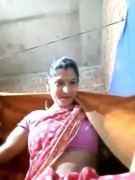 Snapshot of Savita992 chatting on 01/08/26, 07:10 Savita992 online show from 01/08/26, 07:10