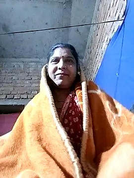 Snapshot of Savita992 chatting on 01/08/26, 07:27 Savita992 online show from 01/08/26, 07:27