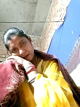 Snapshot of Savita992 chatting on 02/03/26, 06:57 Savita992 online show from 02/03/26, 06:57