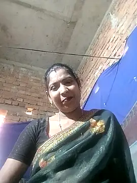 Snapshot of Savita992 chatting on 02/27/26, 07:41 Savita992 online show from 02/27/26, 07:41