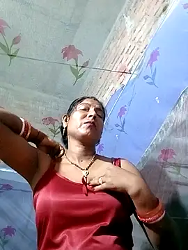 Snapshot of Savita992 chatting on 03/31/26, 06:08 Savita992 online show from 03/31/26, 06:08