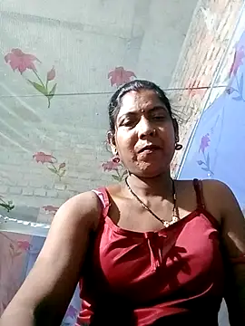 Snapshot of Savita992 chatting on 04/10/26, 07:18 Savita992 online show from 04/10/26, 07:18