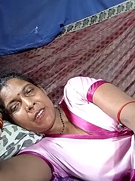 Snapshot of Savita992 chatting on 06/04/26, 06:41 Savita992 online show from 06/04/26, 06:41
