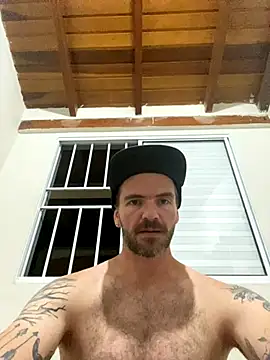 Snapshot of Fefeprazer chatting on 10/09/25, 06:44 Fefeprazer online show from 10/09/25, 06:44