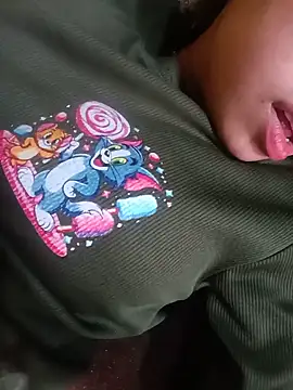 Snapshot of Daisygirl9 chatting on 10/25/25, 06:54 Daisygirl9 online show from 10/25/25, 06:54