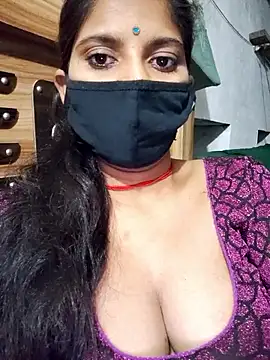 Daisygirl9 online show from 06/17/26, 05:03