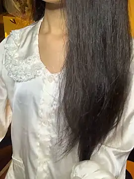 Snapshot of Nhinhi18 chatting on 09/13/25, 03:01 Nhinhi18 online show from 09/13/25, 03:01