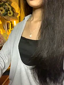 Snapshot of Nhinhi18 chatting on 11/06/25, 03:46 Nhinhi18 online show from 11/06/25, 03:46