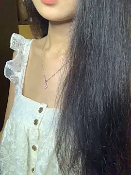 Nhinhi18 online show from 06/09/26, 03:01