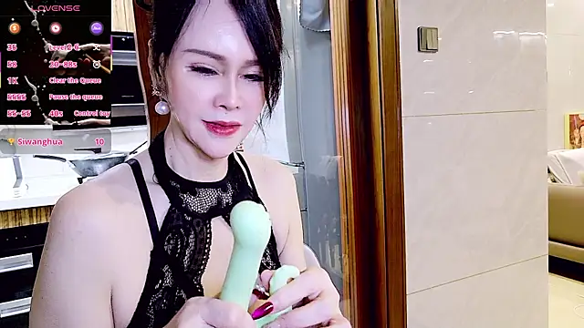 Snapshot of xinxinbabe chatting on 12/04/25, 08:12 xinxinbabe online show from 12/04/25, 08:12