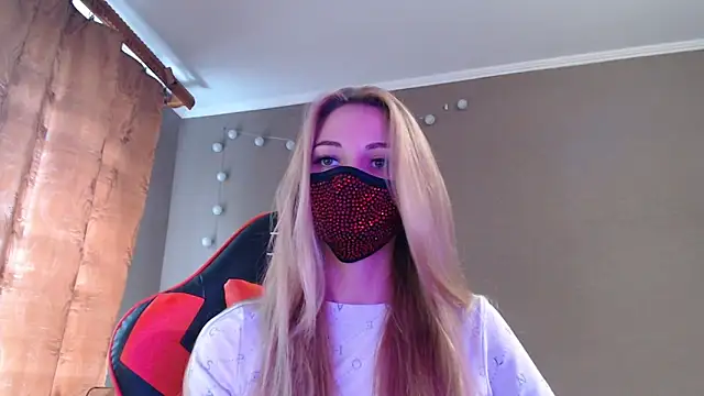 Iris lave online show from 10/17/25, 01:57