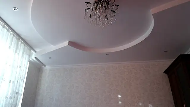 Iris lave online show from 06/12/26, 04:39