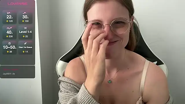 BustyKellyXXX online show from 10/27/25, 10:19