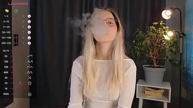 Snapshot of zegoii chatting on 09/20/25, 12:50 zegoii online show from 09/20/25, 12:50