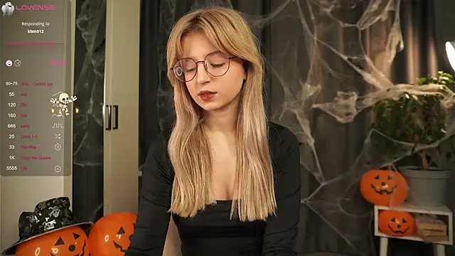 Snapshot of zegoii chatting on 10/29/25, 01:35 zegoii online show from 10/29/25, 01:35