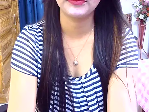 Snapshot of Obonti_2000 chatting on 09/23/25, 01:47 Obonti 2000 online show from 09/23/25, 01:47