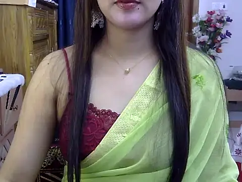 Snapshot of Obonti_2000 chatting on 12/04/25, 04:38 Obonti 2000 online show from 12/04/25, 04:38