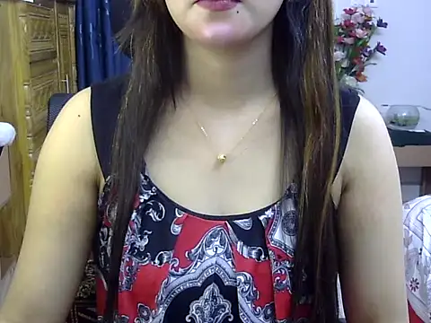 Snapshot of Obonti_2000 chatting on 12/05/25, 04:36 Obonti 2000 online show from 12/05/25, 04:36