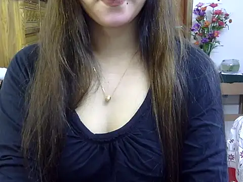 Snapshot of Obonti_2000 chatting on 12/18/25, 04:13 Obonti 2000 online show from 12/18/25, 04:13