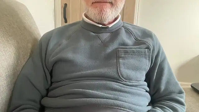 Snapshot of braselton06 chatting on 12/03/25, 03:54 braselton06 online show from 12/03/25, 03:54