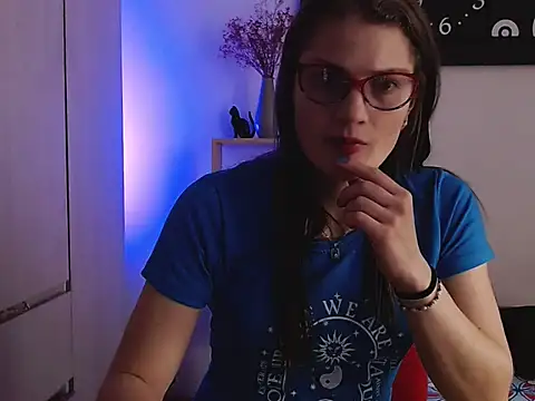 Snapshot of Camila-ventura chatting on 10/16/25, 07:04 Camila-ventura online show from 10/16/25, 07:04