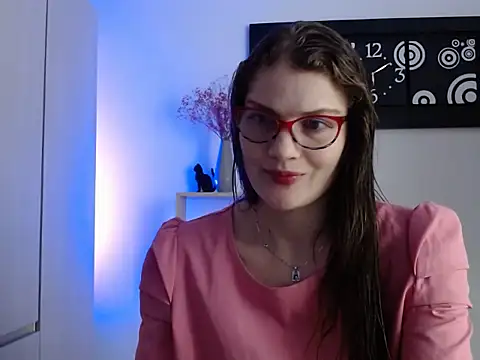 Snapshot of Camila-ventura chatting on 10/18/25, 11:11 Camila-ventura online show from 10/18/25, 11:11