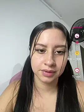 lucy grey25 online show from 05/24/26, 11:10