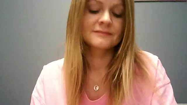 Ginger-bb online show from 11/17/25, 06:41