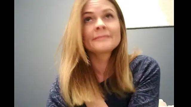 Ginger-bb online show from 12/15/25, 07:34