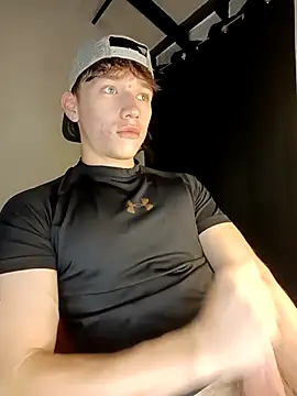 Logan sixxer online show from 10/04/25, 10:19