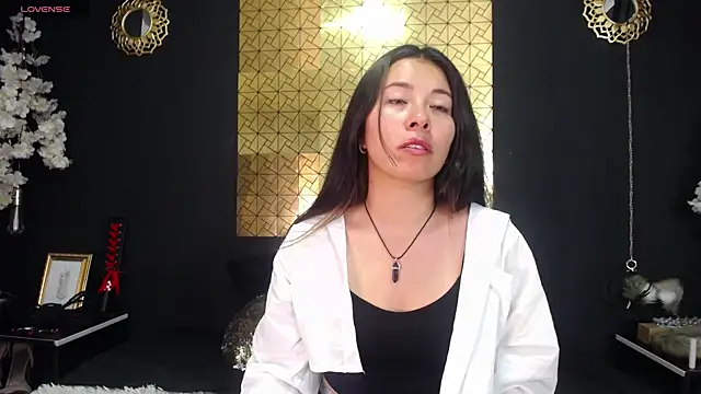 Snapshot of Lollyshine_ chatting on 12/15/25, 11:31 Lollyshine online show from 12/15/25, 11:31