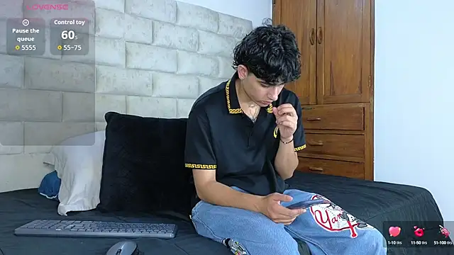 Stiven Benet  online show from 09/26/25, 10:52
