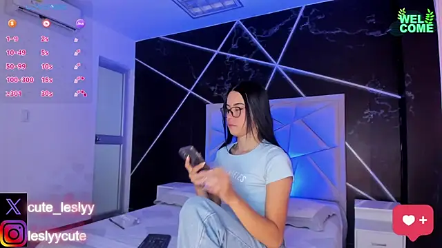 Snapshot of lesly_cutee chatting on 02/02/26, 12:37 lesly cutee online show from 02/02/26, 12:37