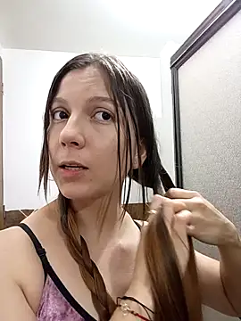 Snapshot of Arianna_Moss chatting on 09/21/25, 03:19 Arianna Moss online show from 09/21/25, 03:19