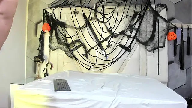 PeterBowel online show from 10/15/25, 02:22