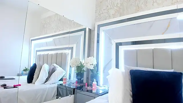 melodycharlotte online show from 10/01/25, 11:27