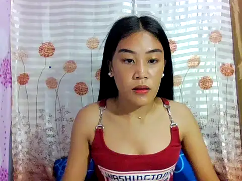 Snapshot of YourWildestDoll chatting on 10/22/25, 03:23 YourWildestDoll online show from 10/22/25, 03:23